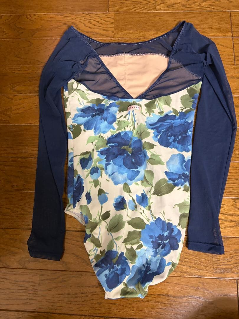 スティナ　stina バレエ　レオタード　長袖　Sサイズ　ブルー