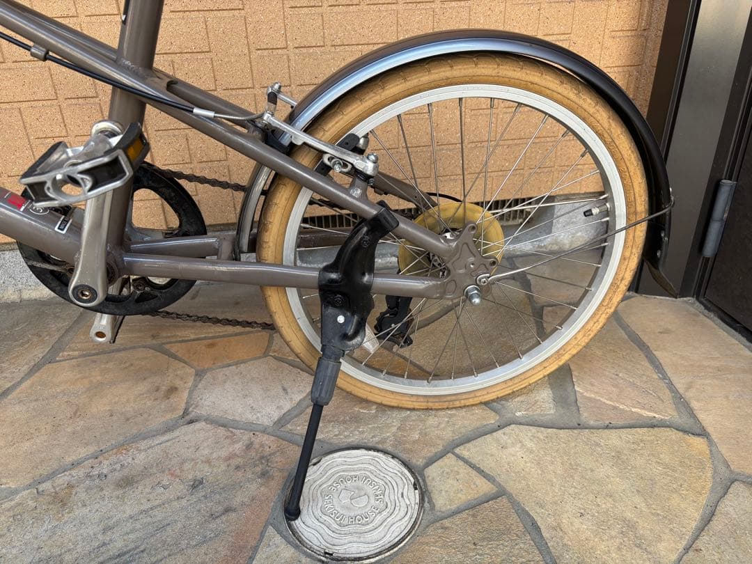 ミニベロ　ルイガノEASEL 7.0 アンティークグレー