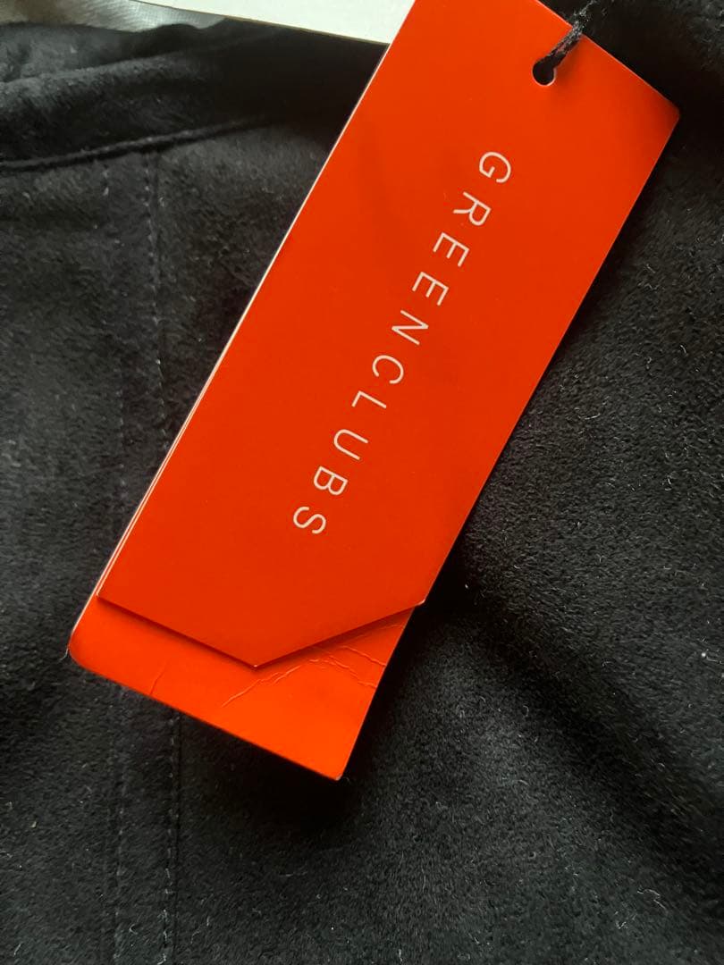 グリーンクラブスヌーピー刺繍入り黒ミニスカート新品タグ付黒ボア冬向き7号