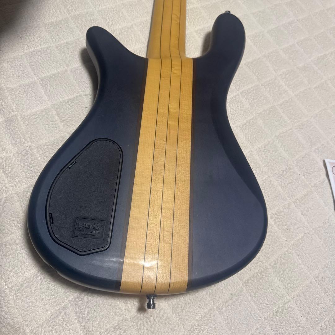 LLICA ベース　5弦