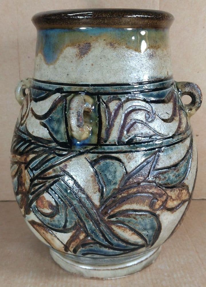 【本物保証】金城次郎 魚紋海老紋四ツ耳花瓶 共箱 栞 人間国宝 美品 壷屋焼