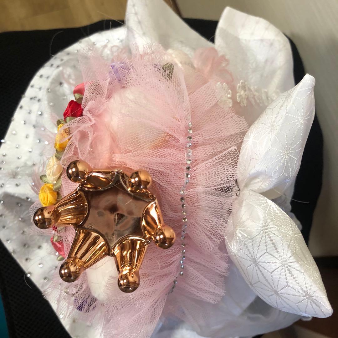 ウェディングドレスを着たハローキティ