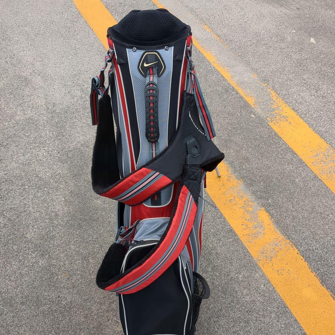 素敵なナイキスタンドキャディバッグ