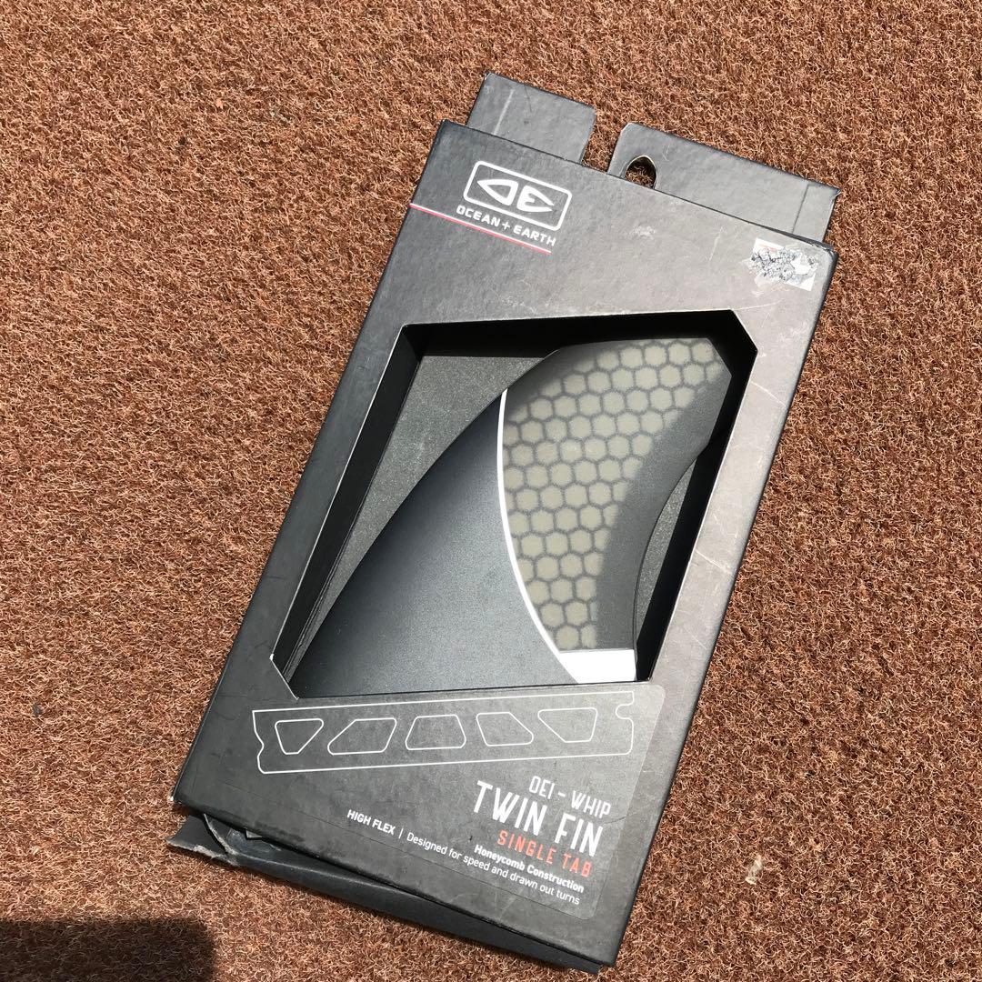 OCEAN + EARTH DEI-WHIP TWIN FIN定価¥11800