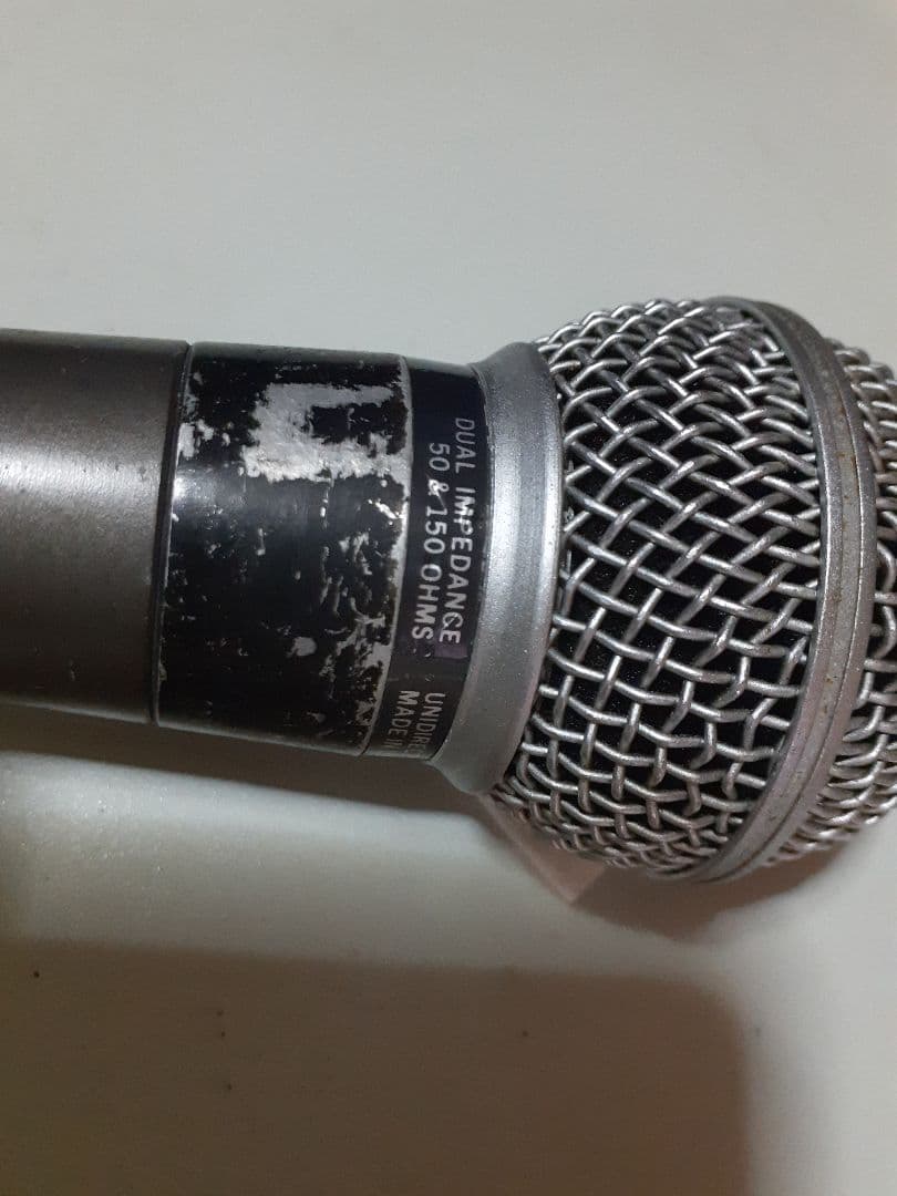 SHURE SM58 ポルシェロゴのビンテージ　動作品で確認致しました。