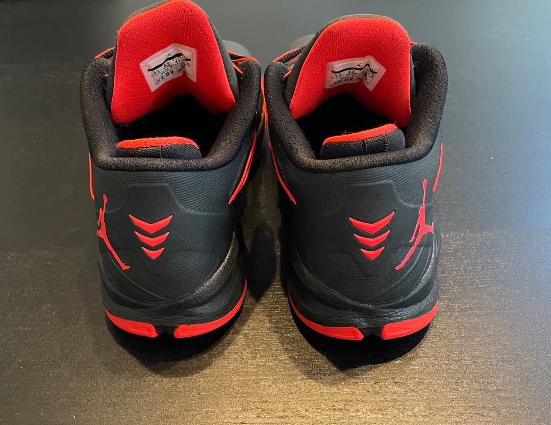 JORDAN CP3.VII AE 9.5 ブラック/レッド