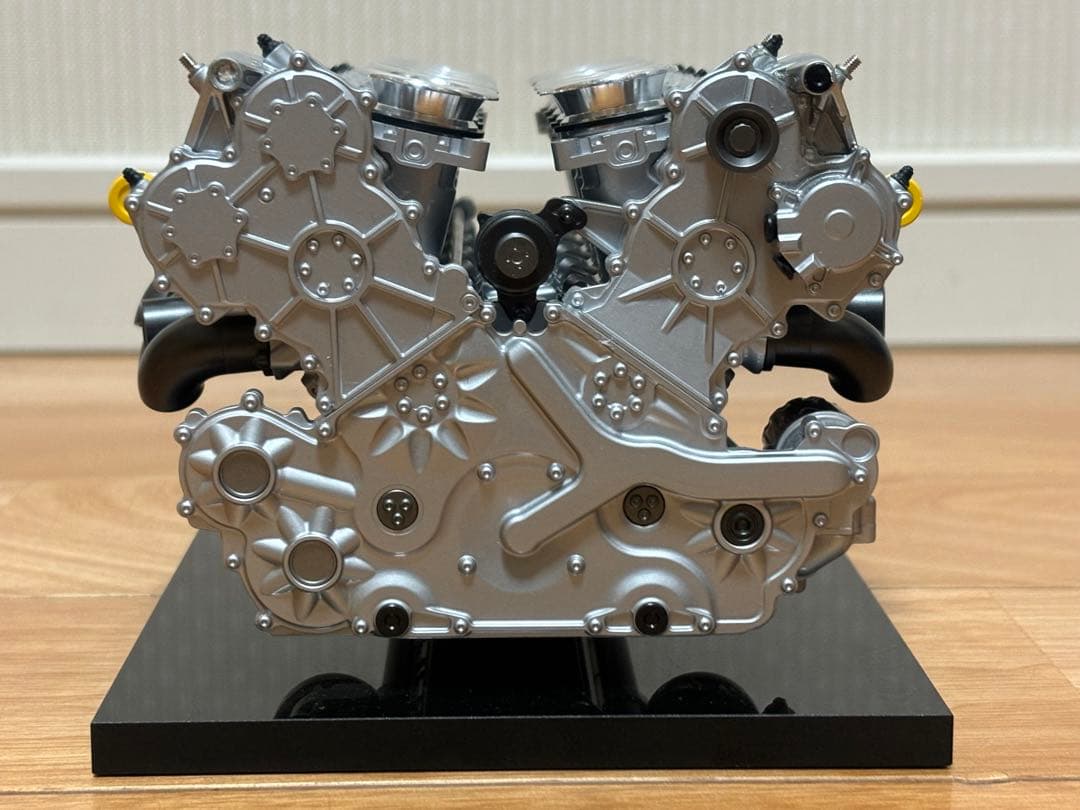 EXCEPTION 1/5 RENAULT F1 RS9 V10 エンジン訳あり