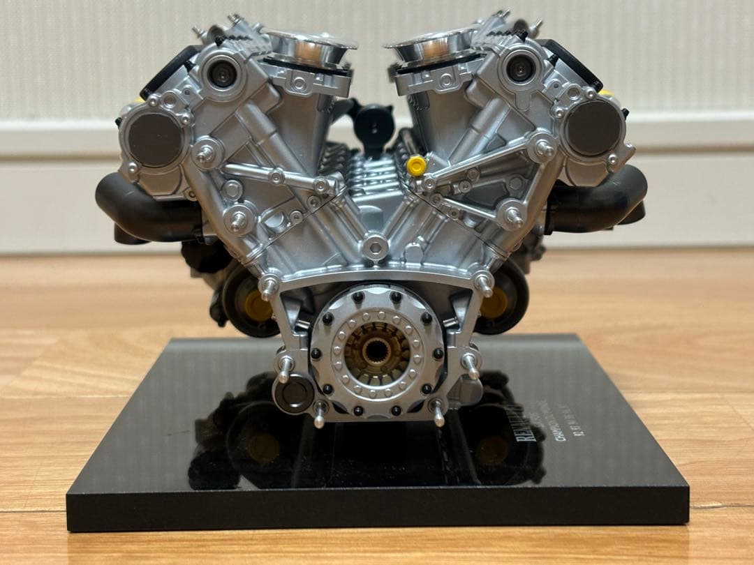 EXCEPTION 1/5 RENAULT F1 RS9 V10 エンジン訳あり