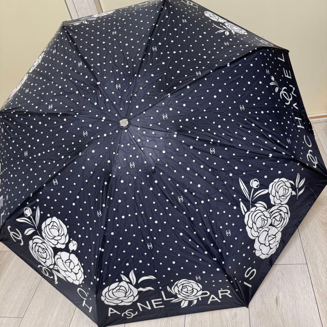 CHANEL 折りたたみ傘 ドット花柄