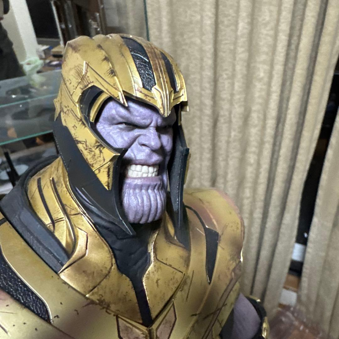 サノス フィギュア ホットトイズ