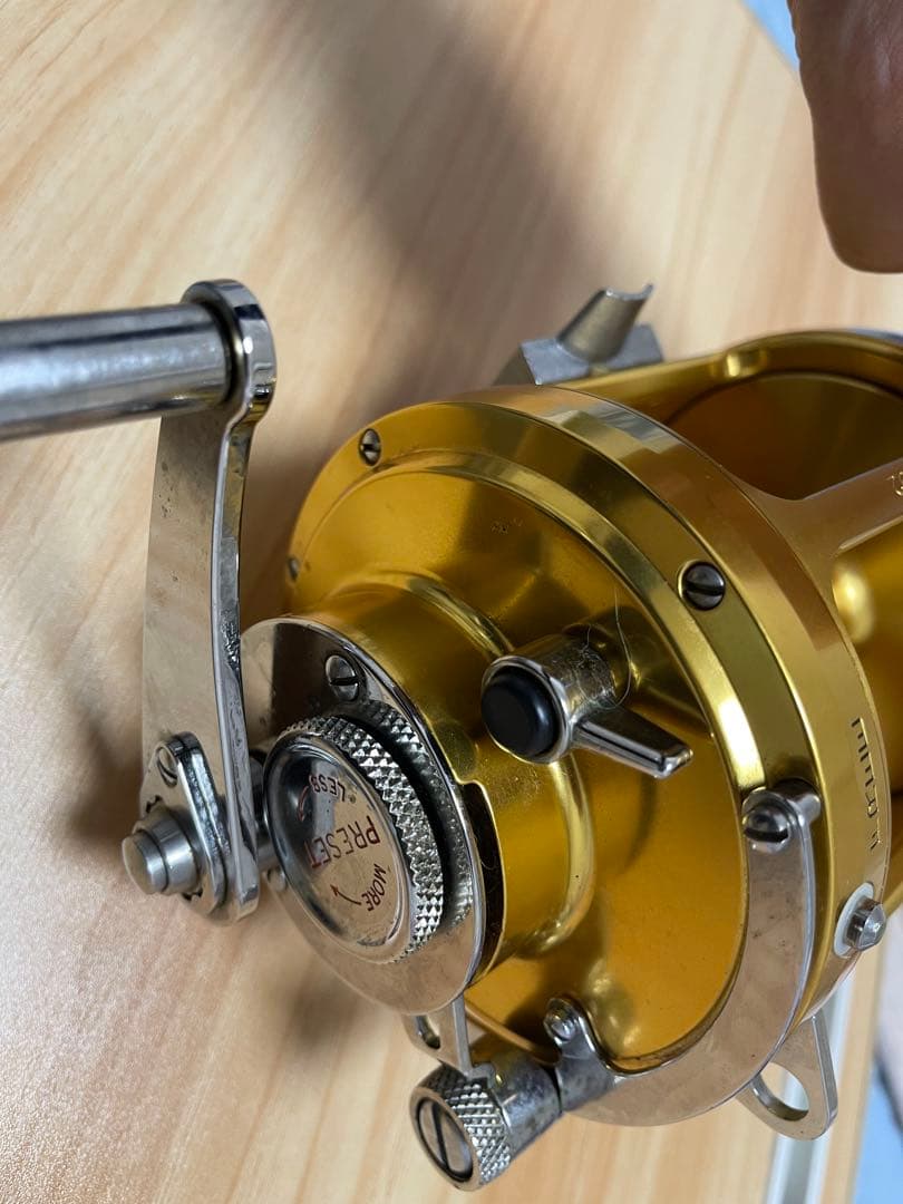 PENN REELS 50SW INTERNATIONAL II ゴールド