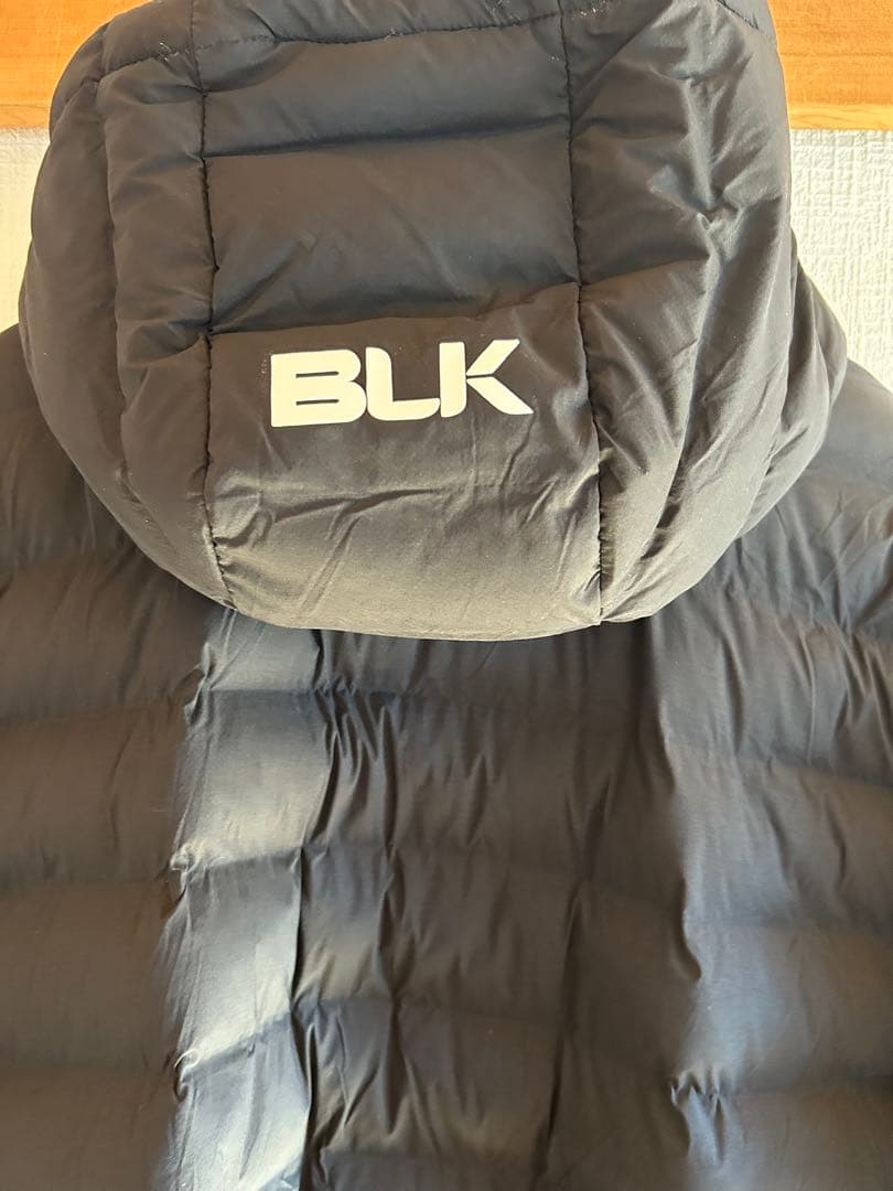 【美品】BLK フード付きダウンベンチコートブラック