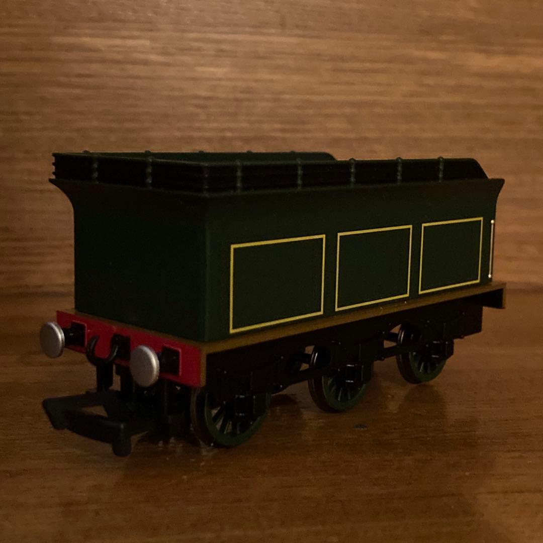 Bachmann HOゲージ　きかんしゃトーマスシリーズ　エミリー