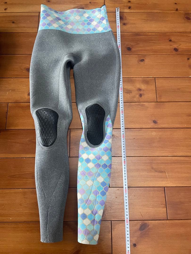 エアタイト ウェットスーツ 上下セット Mサイズ　3×2ミリ