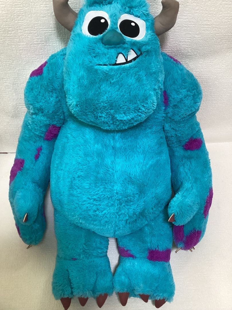 ディズニー・ピクサー映画　モンスターズ・インク　サリー　ぬいぐるみ