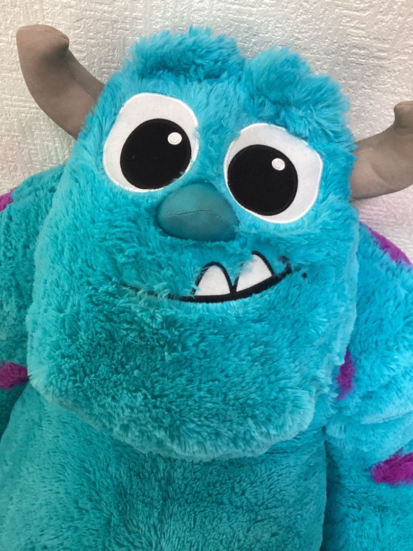 ディズニー・ピクサー映画　モンスターズ・インク　サリー　ぬいぐるみ