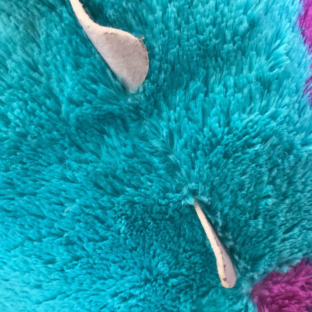 ディズニー・ピクサー映画　モンスターズ・インク　サリー　ぬいぐるみ