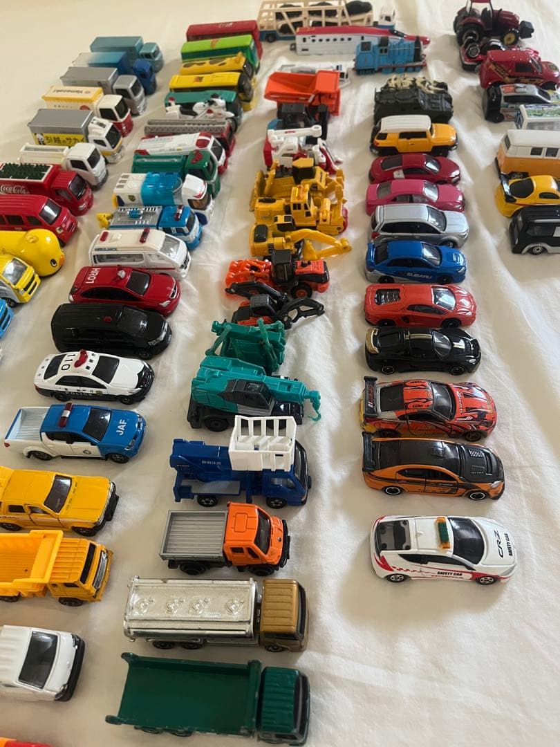 トミカ　他　ミニカー77台　まとめ売りセット
