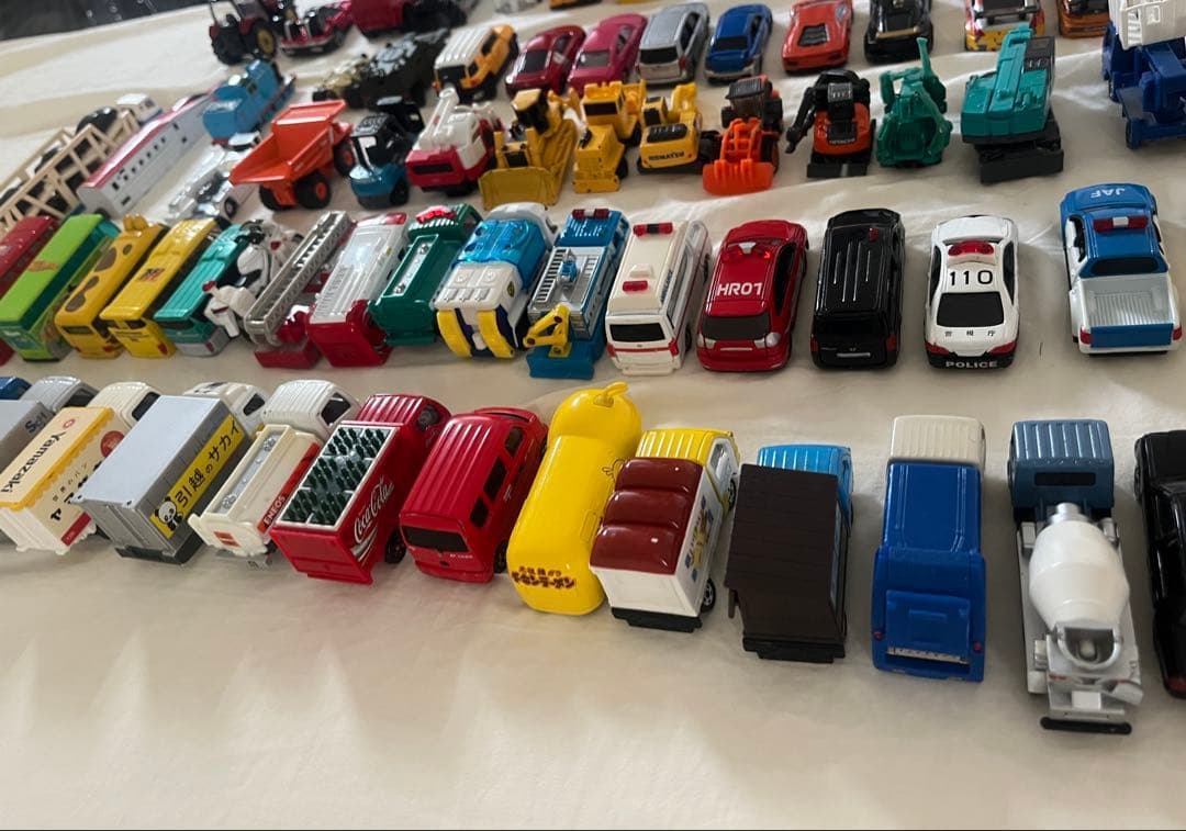 トミカ　他　ミニカー77台　まとめ売りセット