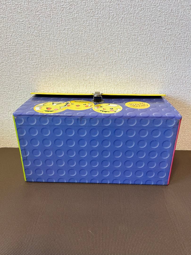 激レア　ピチューとピカチュウ 文具セット