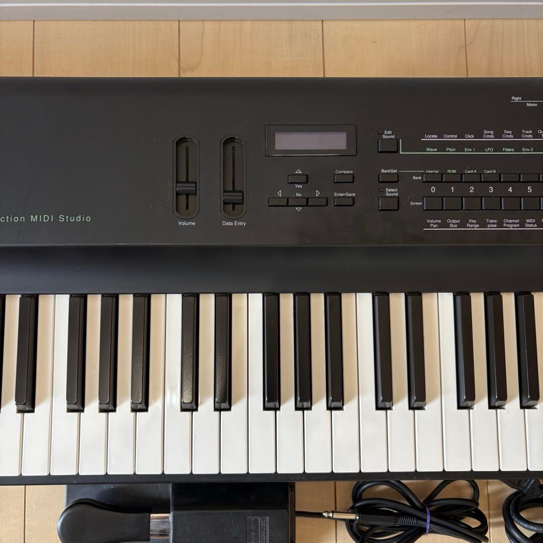 ENSONIQ KS-32 エンソニック シンセサイザー
