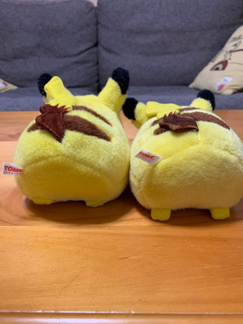 ジ*ュ様 初期ピカチュウ TOMY ぬいぐるみ 2体セット