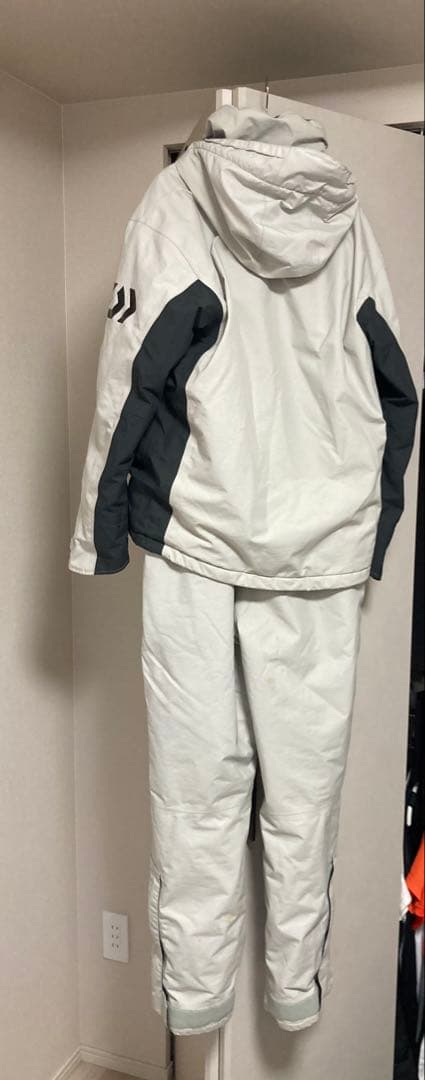 ダイワ ゴアテックス 防寒・防水ウェア DW-1301