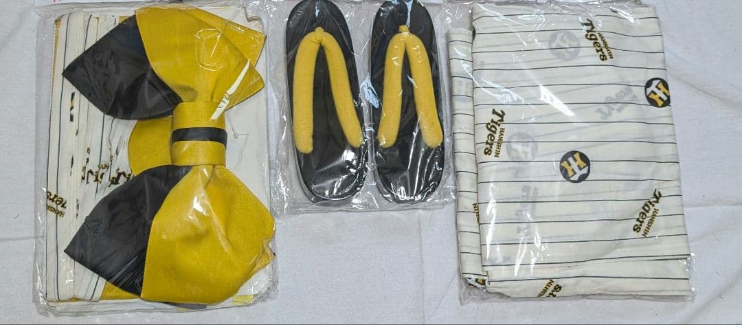 阪神タイガース　浴衣一式セット　おまけあり