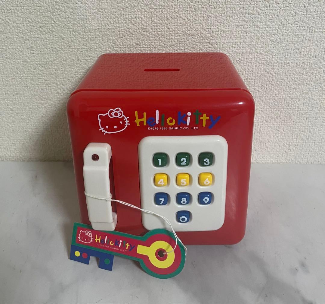 ハローキティ　貯金箱　1995年