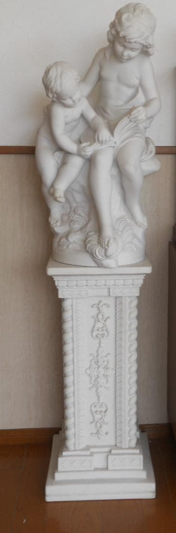 置物 大理石風 彫刻 アンティーク ヴィンテージ 美術品 です。