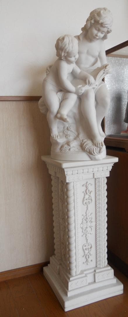 置物 大理石風 彫刻 アンティーク ヴィンテージ 美術品 です。