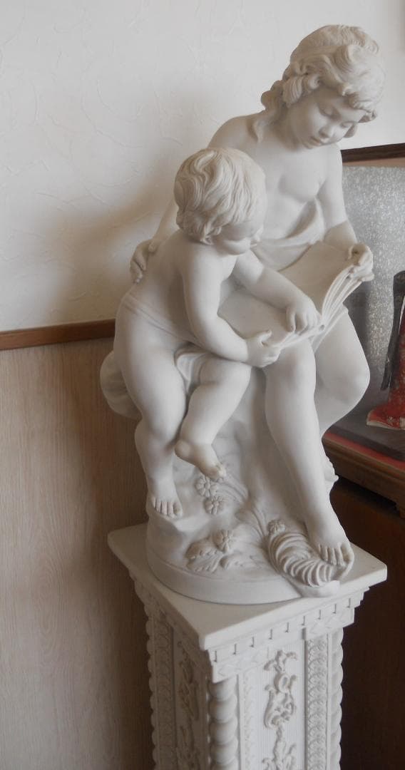 置物 大理石風 彫刻 アンティーク ヴィンテージ 美術品 です。