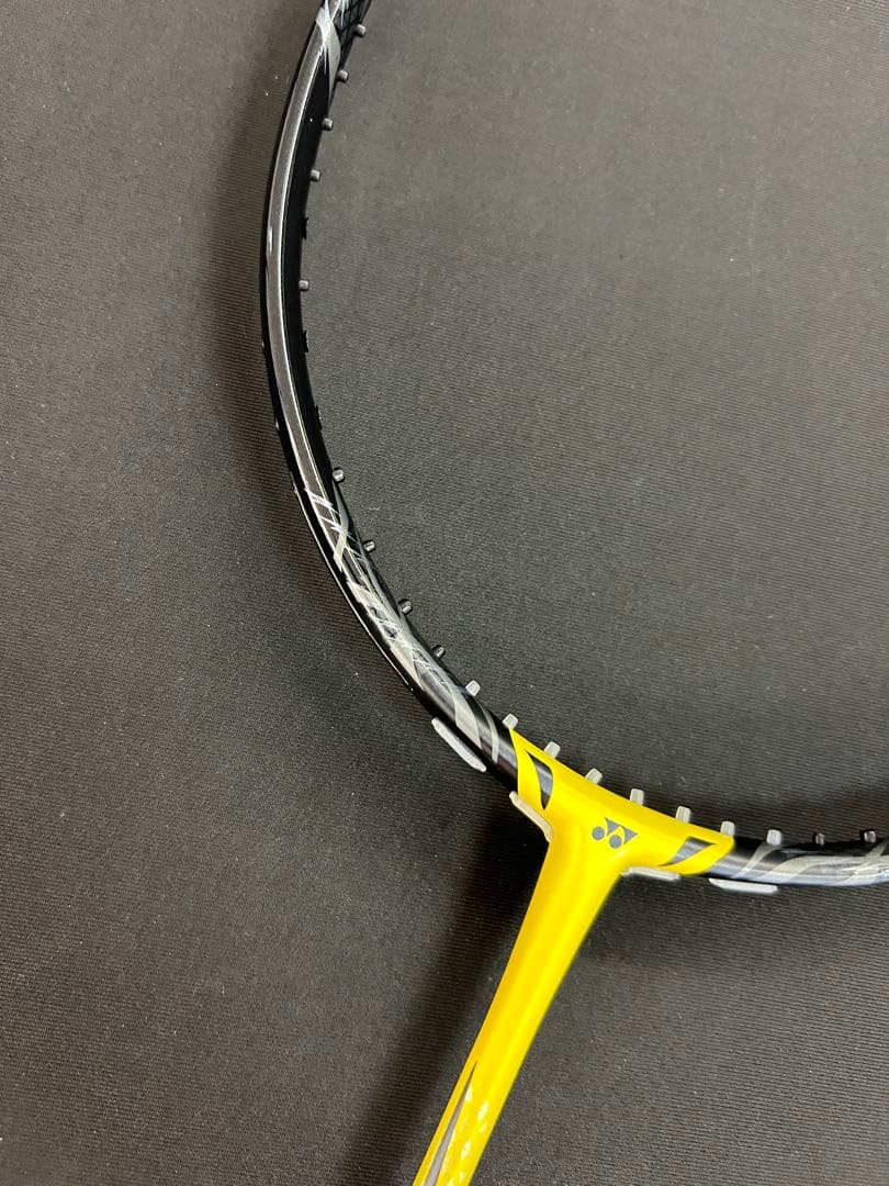 4ug5 ナノフレア1000Z 新品未使用　ヨネックス　バドミントン　ラケット