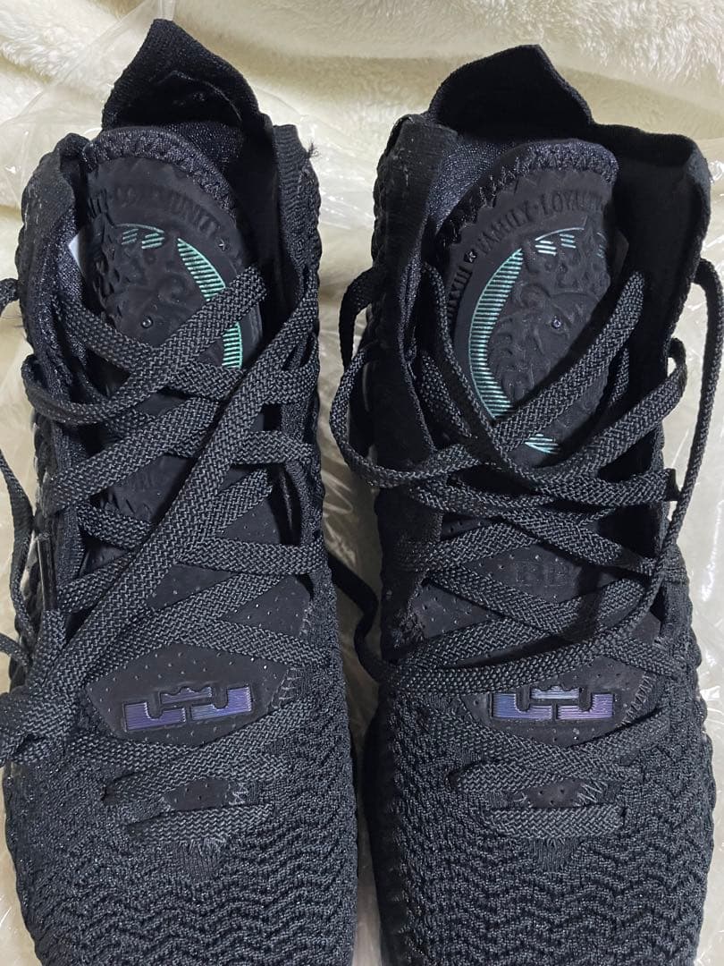 新品未使用！レブロン17 グローバル カレンシー 27cm