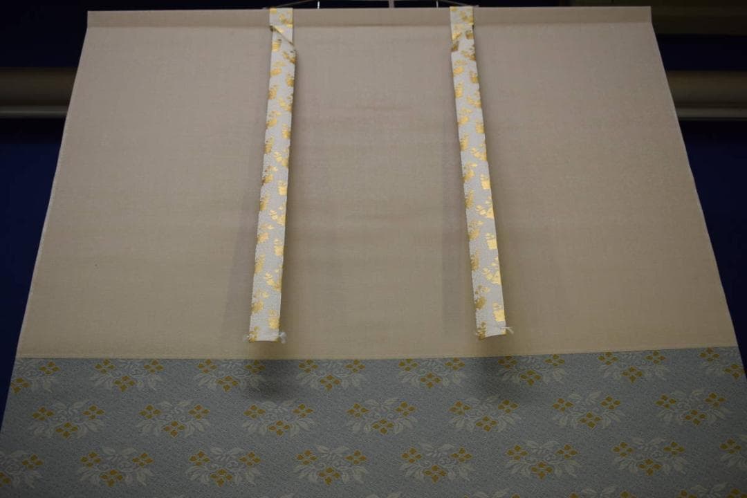 複製/土佐光起/紅葉人物図/工芸/桐共箱付/布袋屋掛軸HH-491