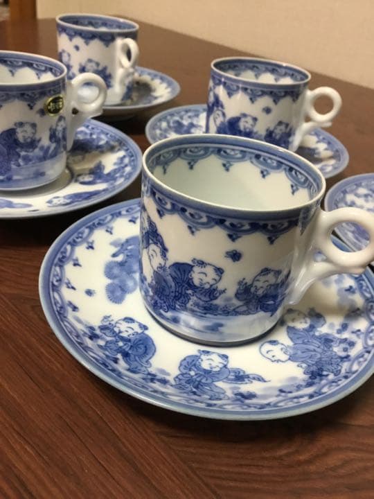 平戸松山のコーヒーカップと 大皿