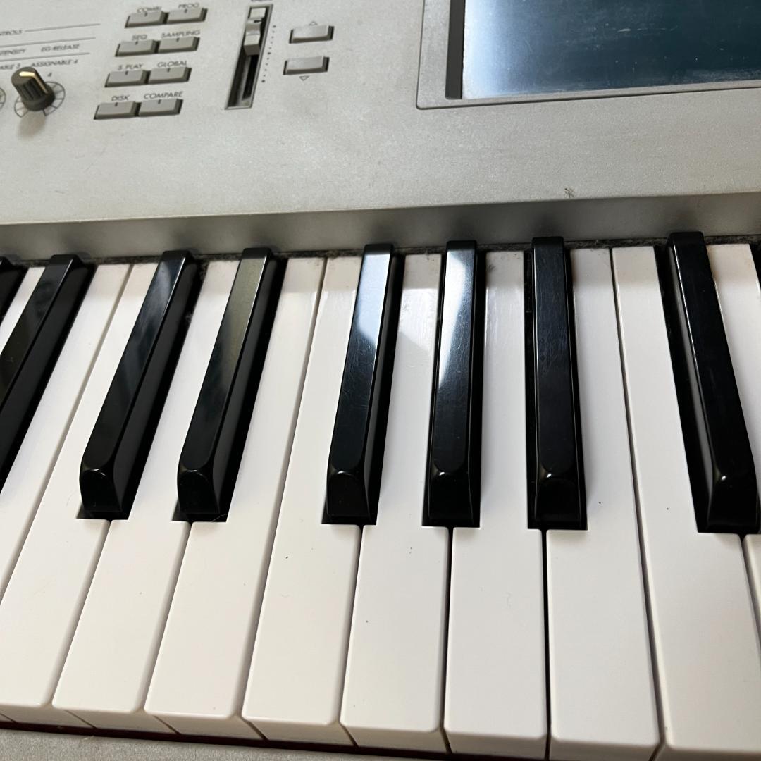 KORG TRITON Pro-X 88鍵 シンセサイザー 動作確認済