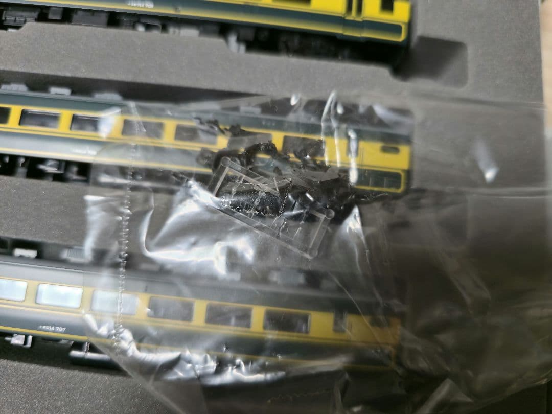 最終値下【中古】TOMIX EF65-1124&サロンカーなにわ