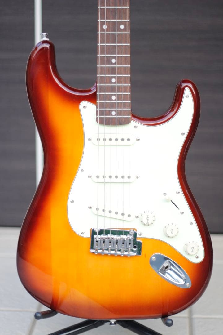 2022年製【Squire|Stratocaster】