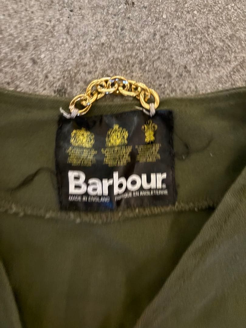 Barbour フィッシングベスト オリーブグリーン