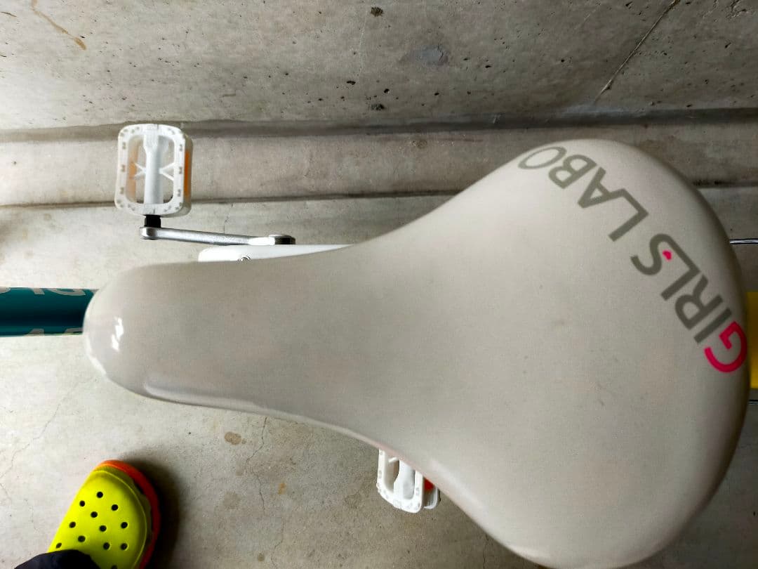 あさひ　ガールズ　ラボ　ポップ　変速なし自転車　22インチ