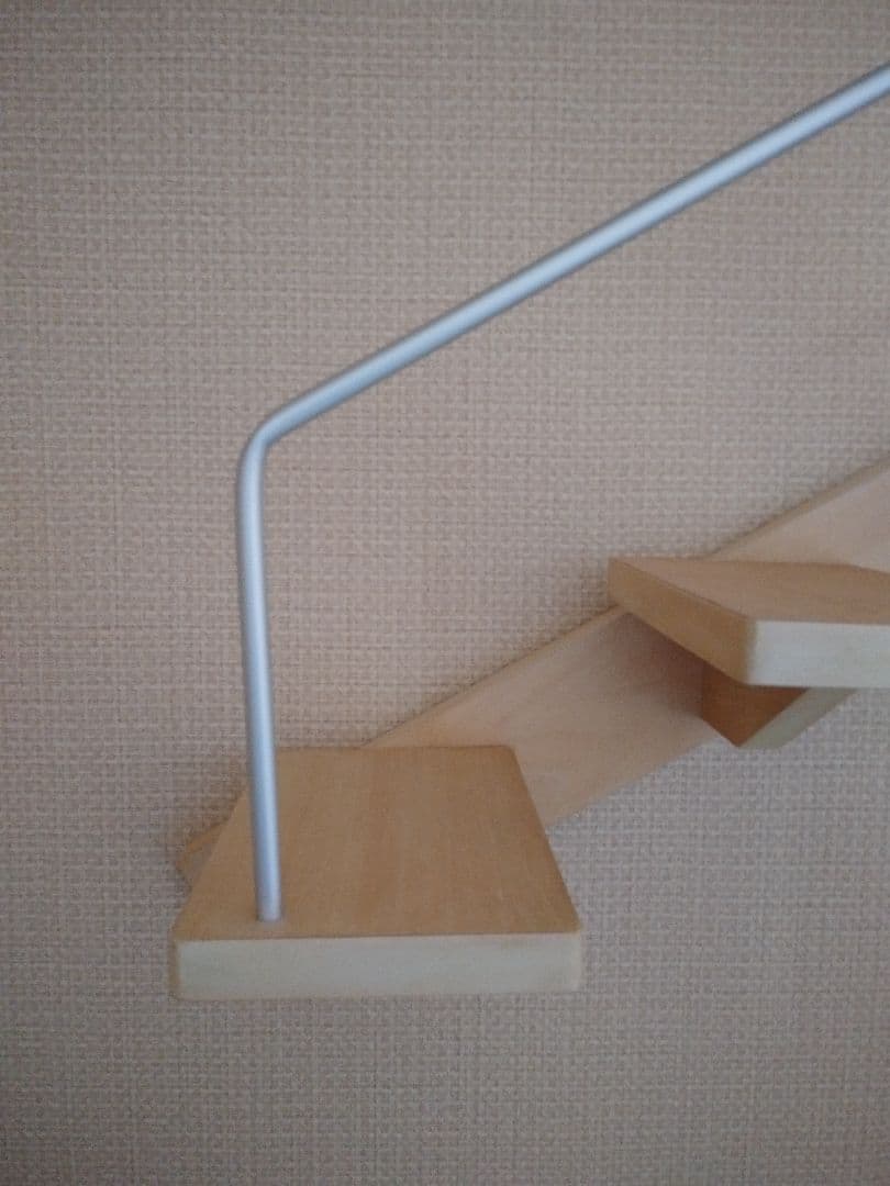 キャットウォーク、手すり付き階段、ねこちゃんもあんしん、軽量設計