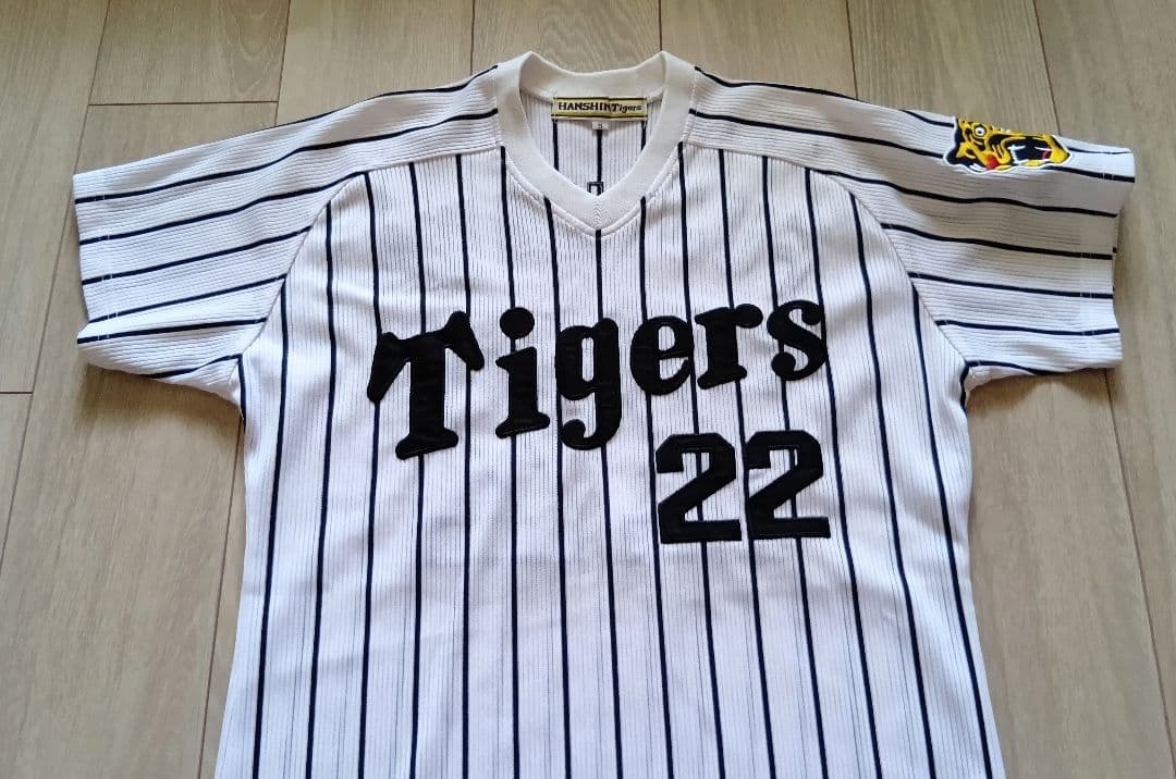 【限定　完売】阪神　タイガース　復刻　藤川　交流戦　ホーム　ユニフォーム　S