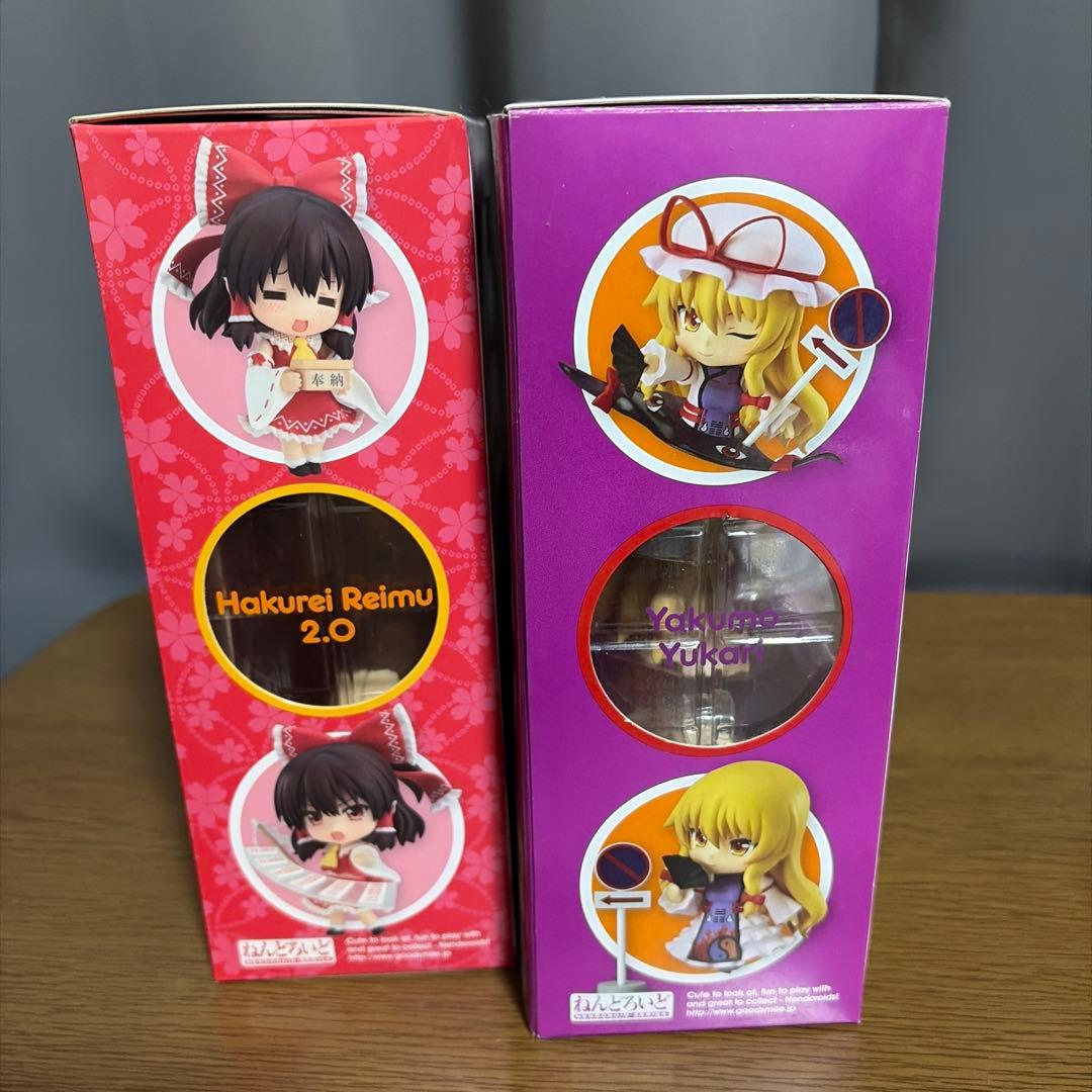 ねんどろいど 八雲紫 & 博麗霊夢 2.0 セット【中古・日焼け・お札欠品】