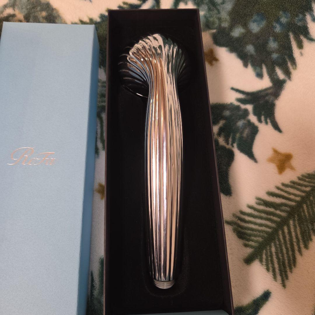 ReFa ファインバブル　シャワーヘッド【シリアルナンバーカード付き】