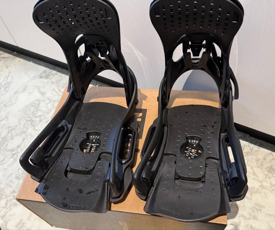 Burton x FRAGMENT Step OnジェネシスESTバインディング