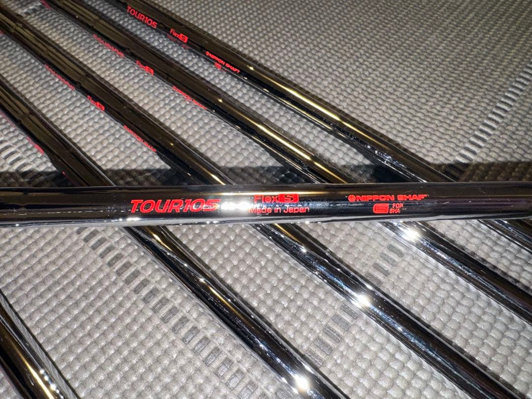 ONOFF 2024 KURO アイアン5-PW 6本セット　ツアー105 S