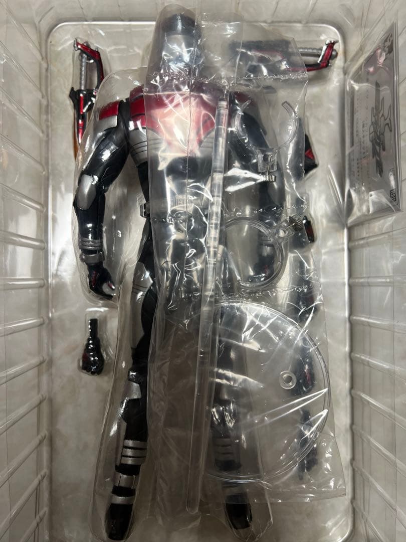 RAH仮面ライダーカブト、ダークカブト2体セット