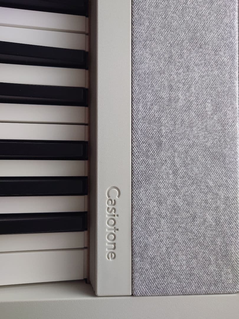 カシオ CT-S1　キーボード　ハラミちゃんモデル純正未アダプター付