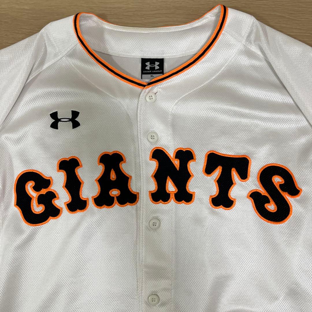 読売ジャイアンツ巨人　アンダーアーマー　坂本勇人　プロコレオーセンティック